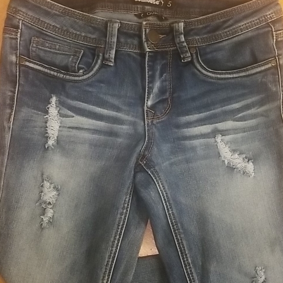 Dollhouse jeans - Picture 2 of 5